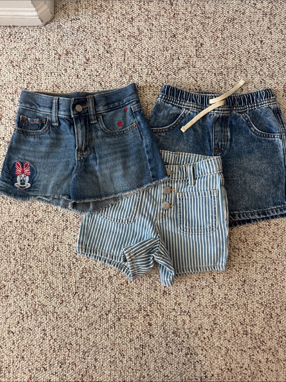 Lot of girls shorts - 4T